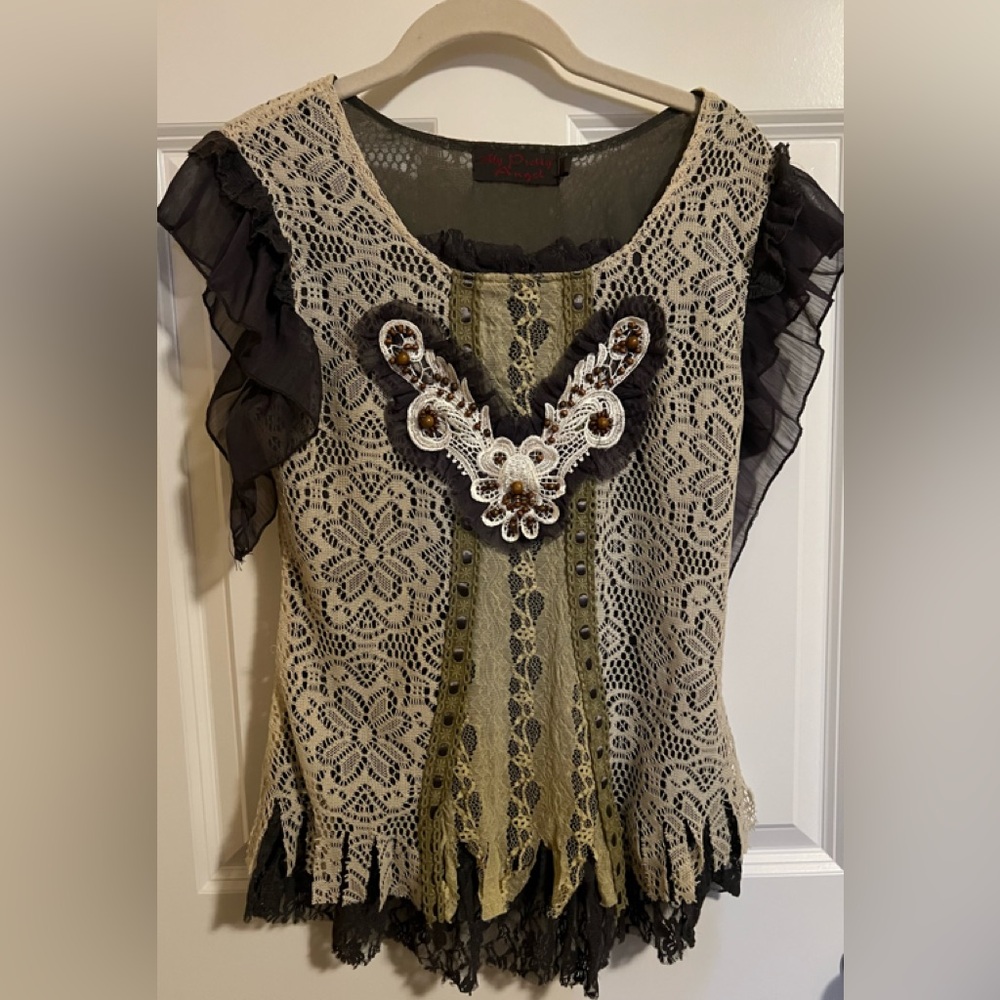 EUC My Perfect Angel adorable top. Size L